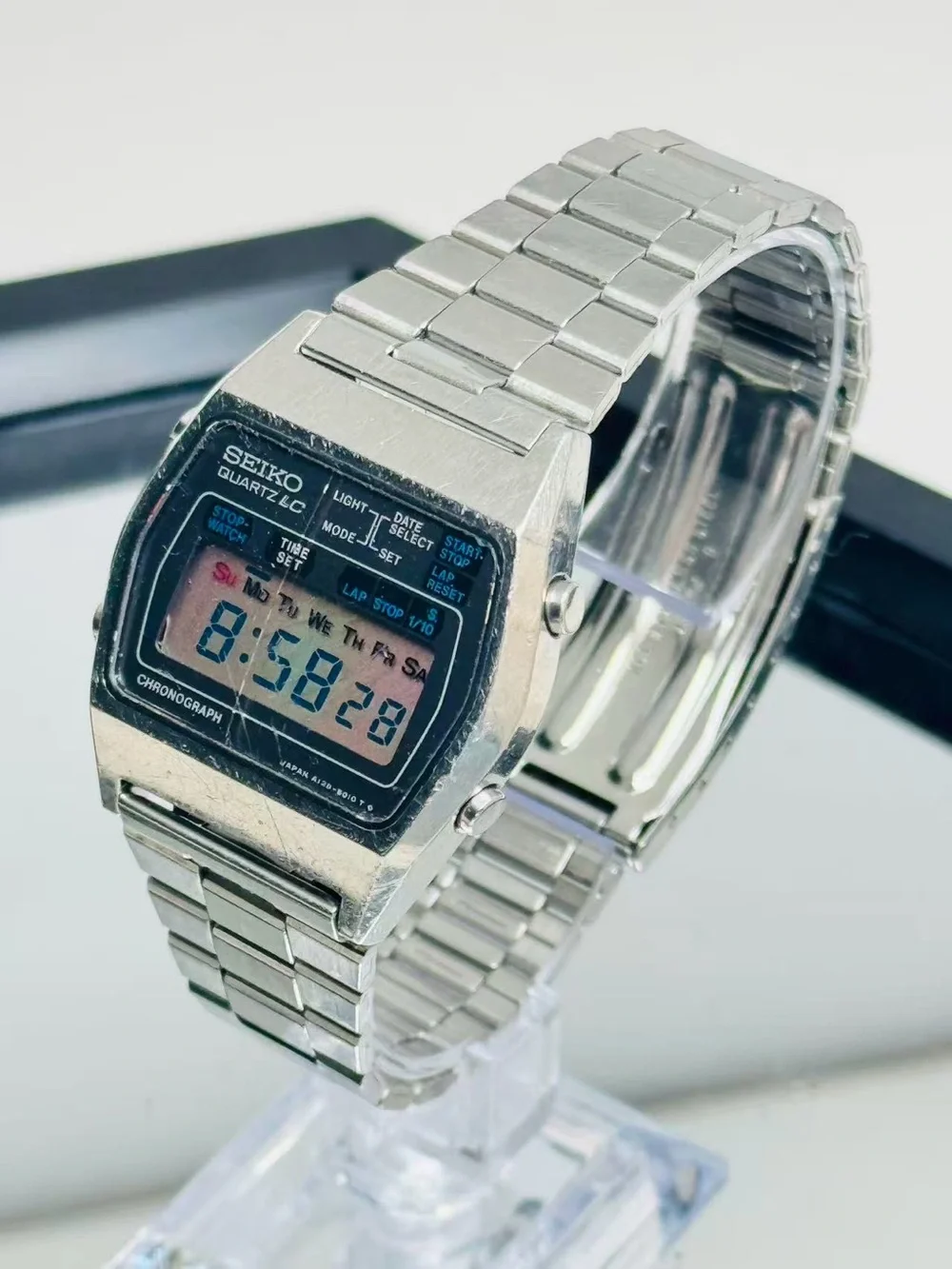 Vintage Seiko Men Quartz LC Digital Chronograph Watch 38mm New Battery Runs